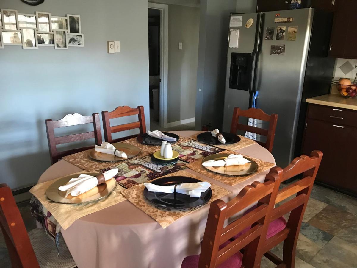 Lakeshore Retreat Bed & Breakfast Richmond Bagian luar foto
